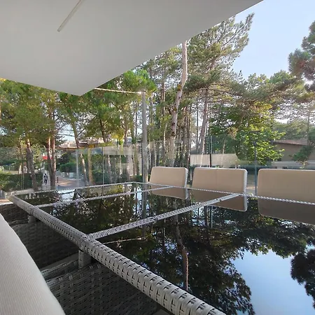 Daire Crystal Deluxe *