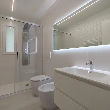 Apartment Crystal Deluxe