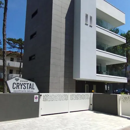 Crystal Deluxe 公寓 *