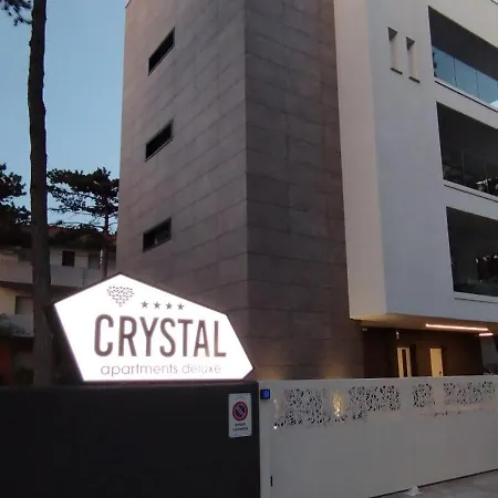 Crystal Deluxe 公寓